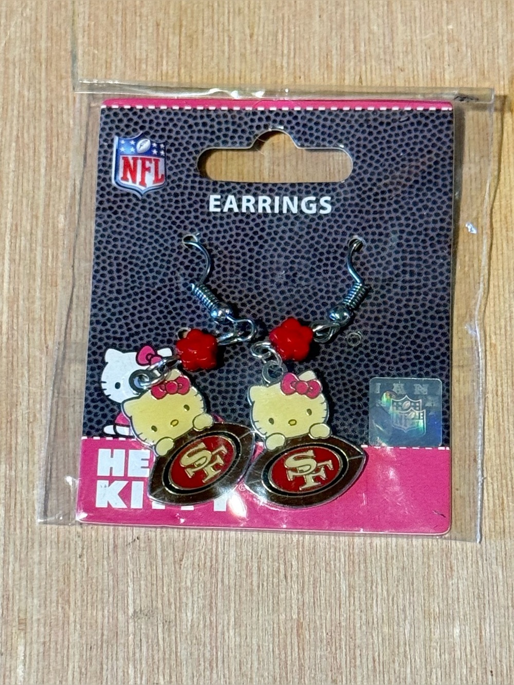 Hello Kitty San Francisco 49Ers Dangling Earrings NFL Football Jewelry Brand New